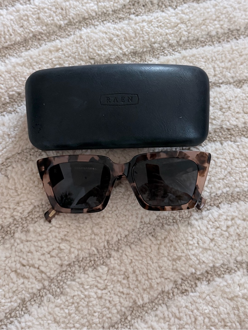 RAEN Tortoise Square Sunglasses with Dark Lenses